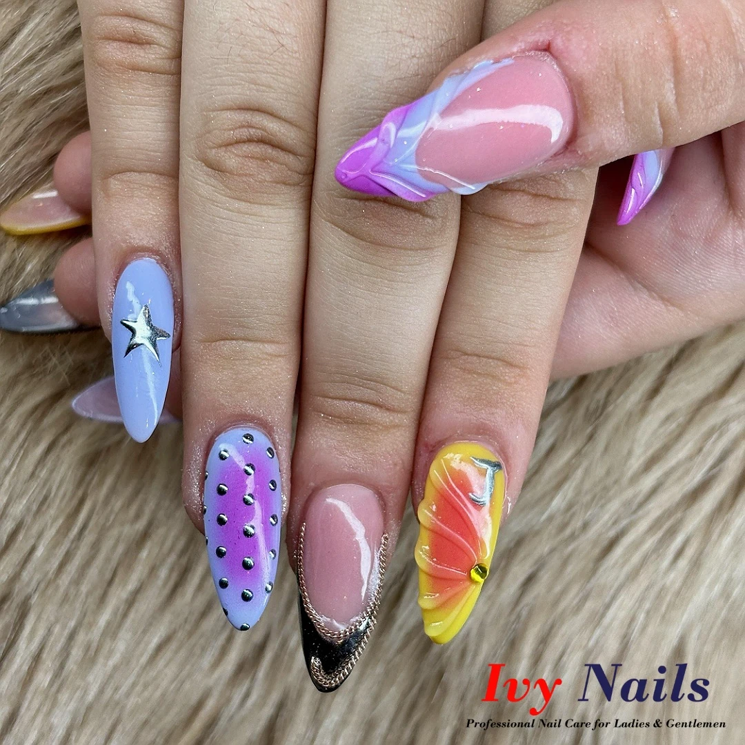 Pro nails